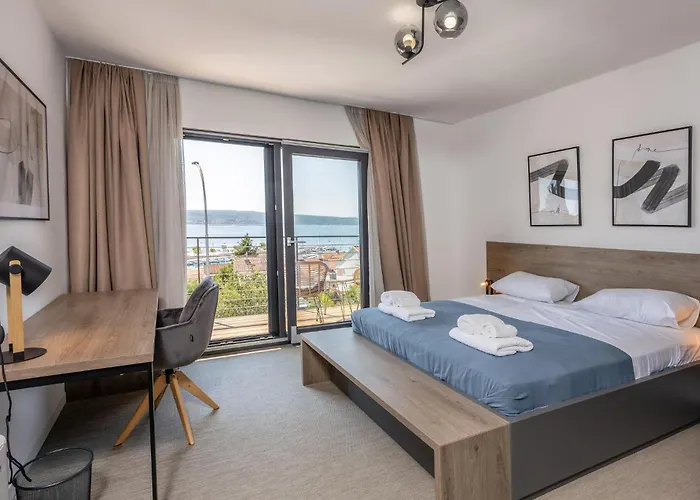 Anica * Crikvenica