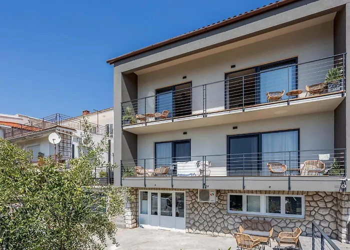 Apartament Anica *